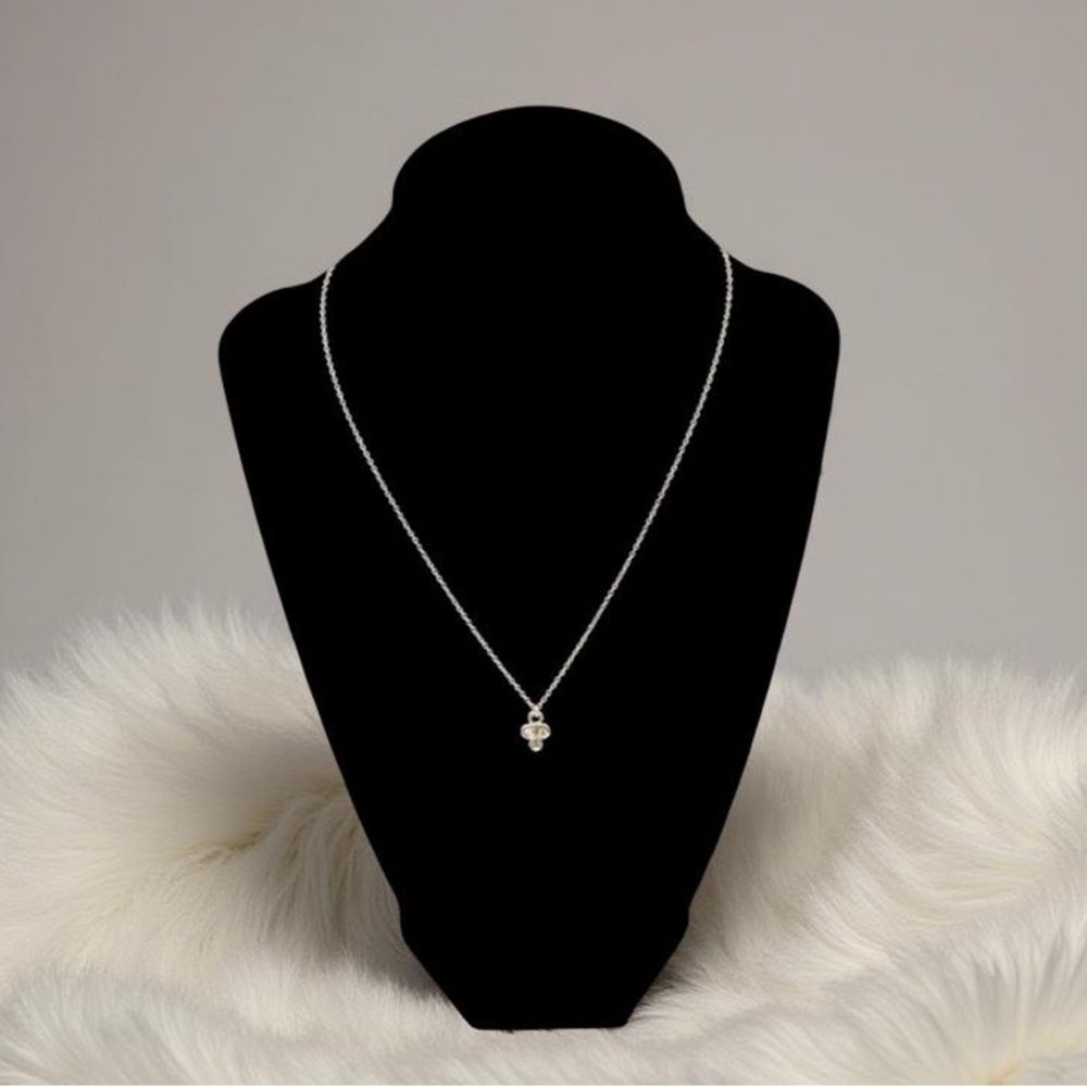 N2337 Retired Silpada 925 Sterling Silver CZ Necklace Cubic Zirconia Triplette